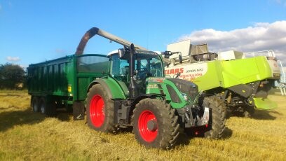 Grain leading using high speed 16 ton Bailey trailers with large flotation tyres and on board weighs